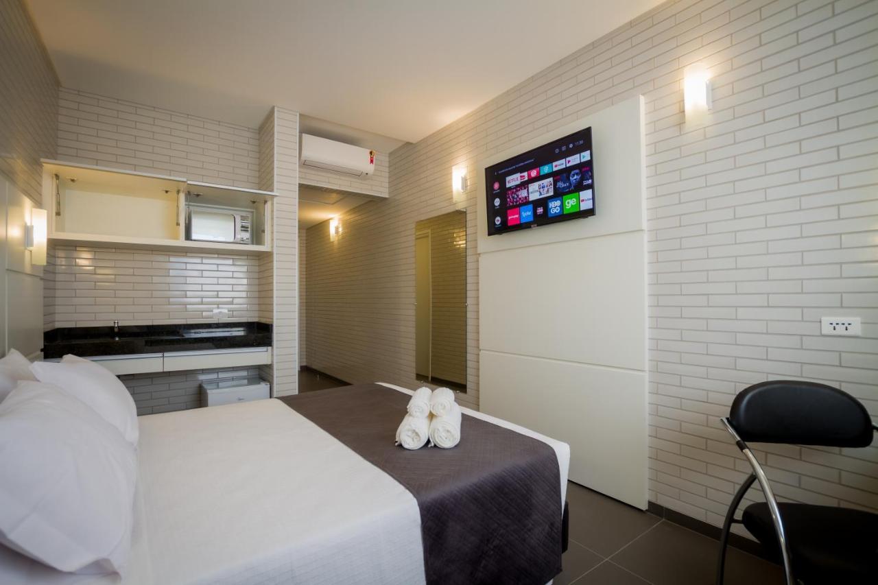 Hotel Confiance Barigui クリチバ エクステリア 写真
