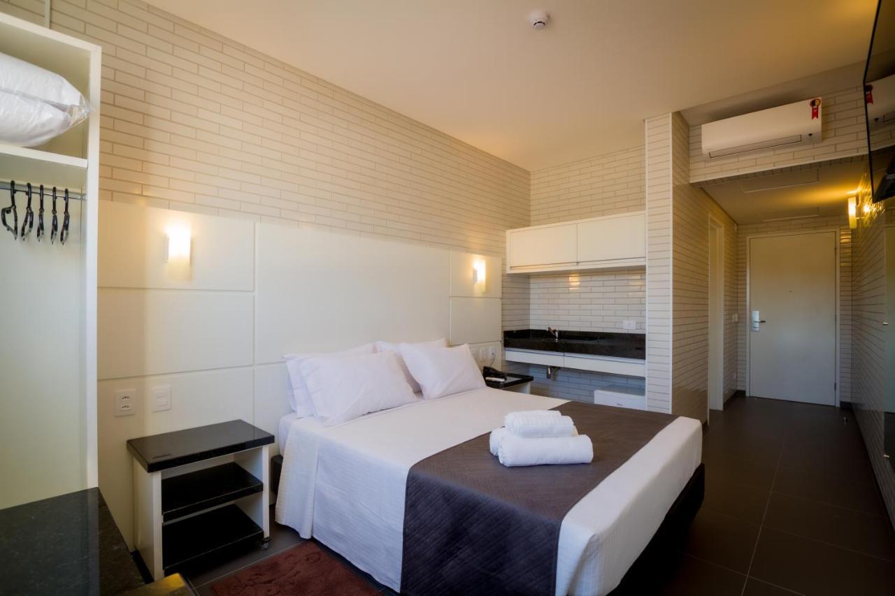 Hotel Confiance Barigui クリチバ エクステリア 写真